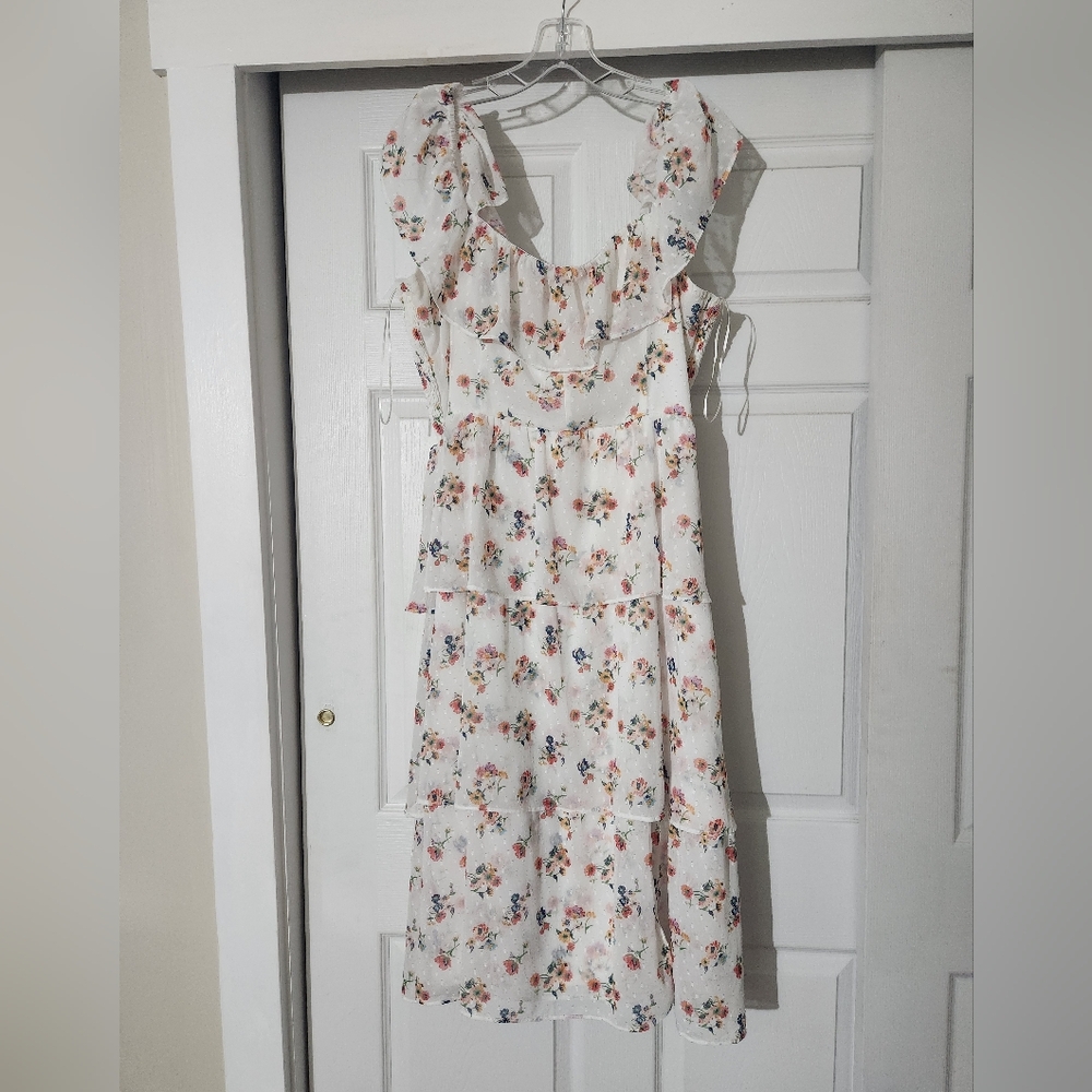 ARULA White Floral Tiered Dress